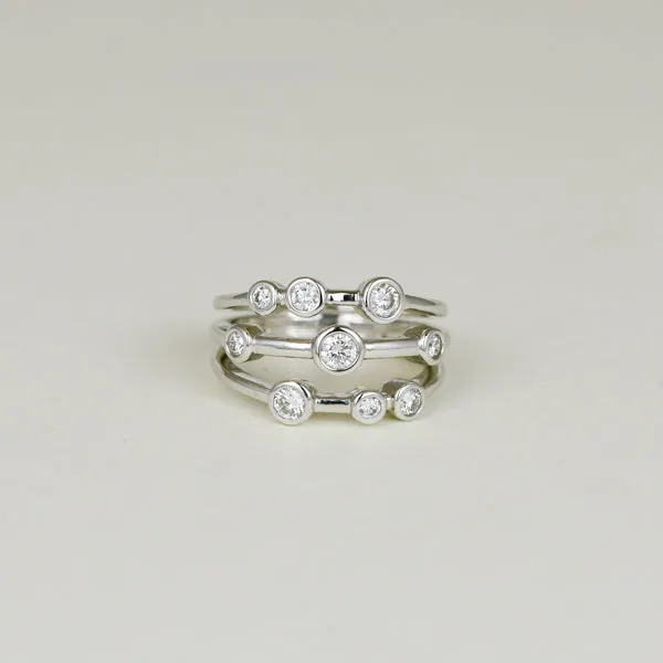 18ct White Gold 0.51ct Round Scattered Diamond Dress Ring