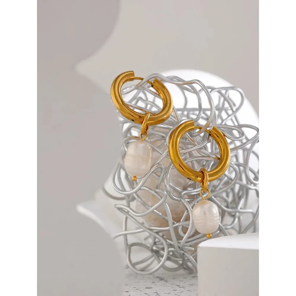 Aria Pearl Drop Earrings