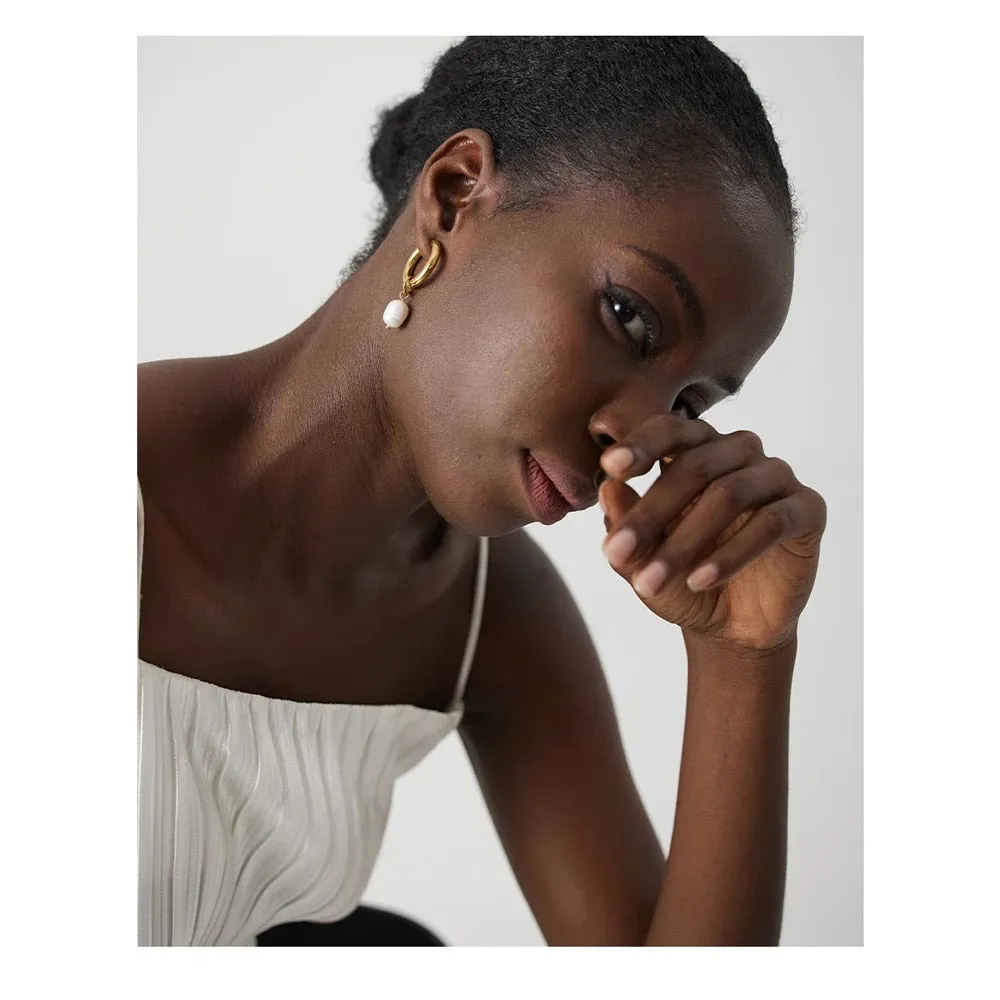 Aria Pearl Drop Earrings