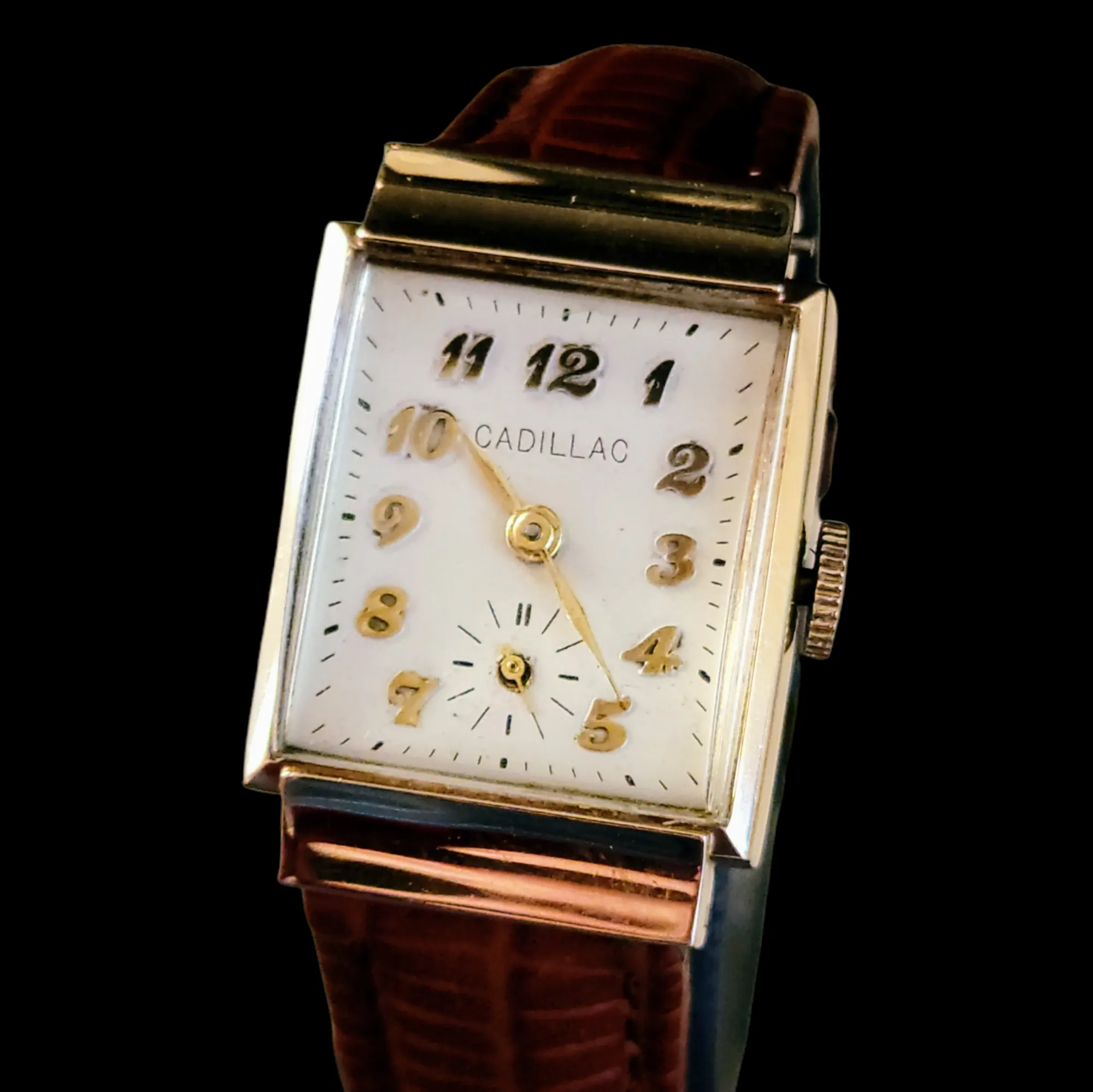 Cadillac 14K Solid Gold Watch 17 Jewels Alb Grossenbacher Movement