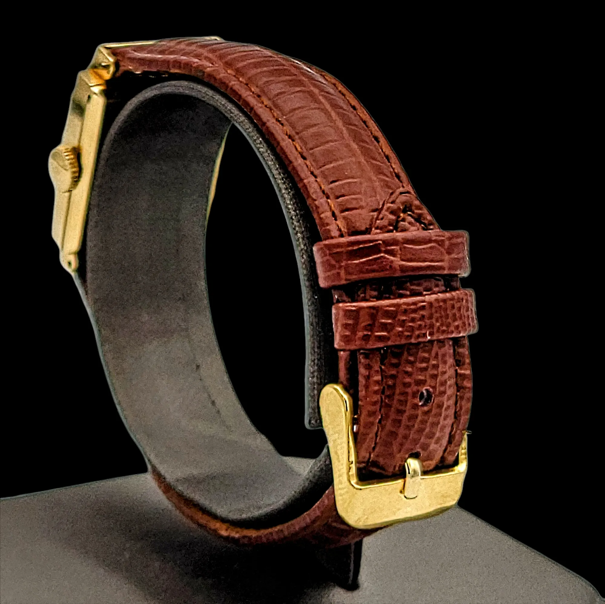 Cadillac 14K Solid Gold Watch 17 Jewels Alb Grossenbacher Movement