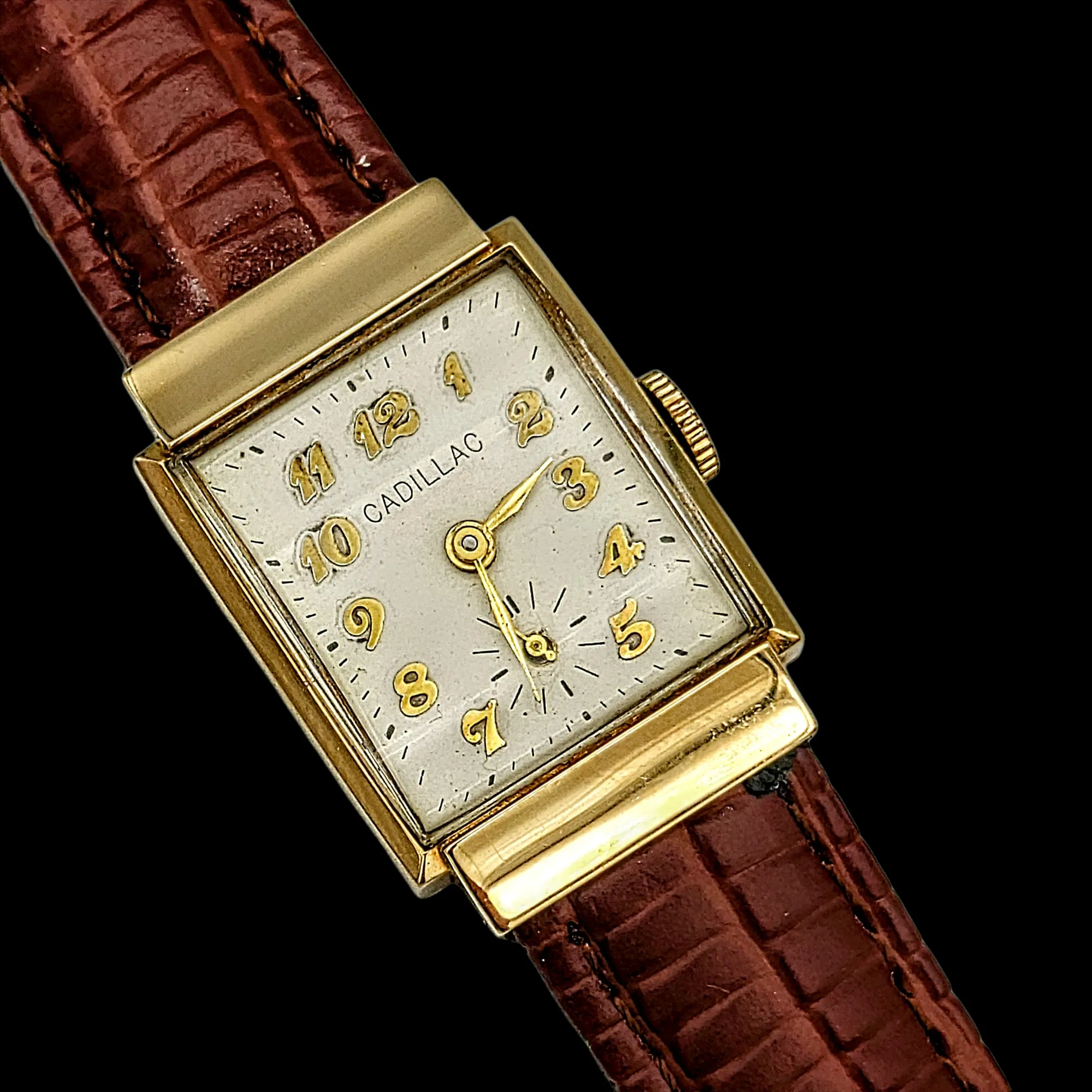 Cadillac 14K Solid Gold Watch 17 Jewels Alb Grossenbacher Movement