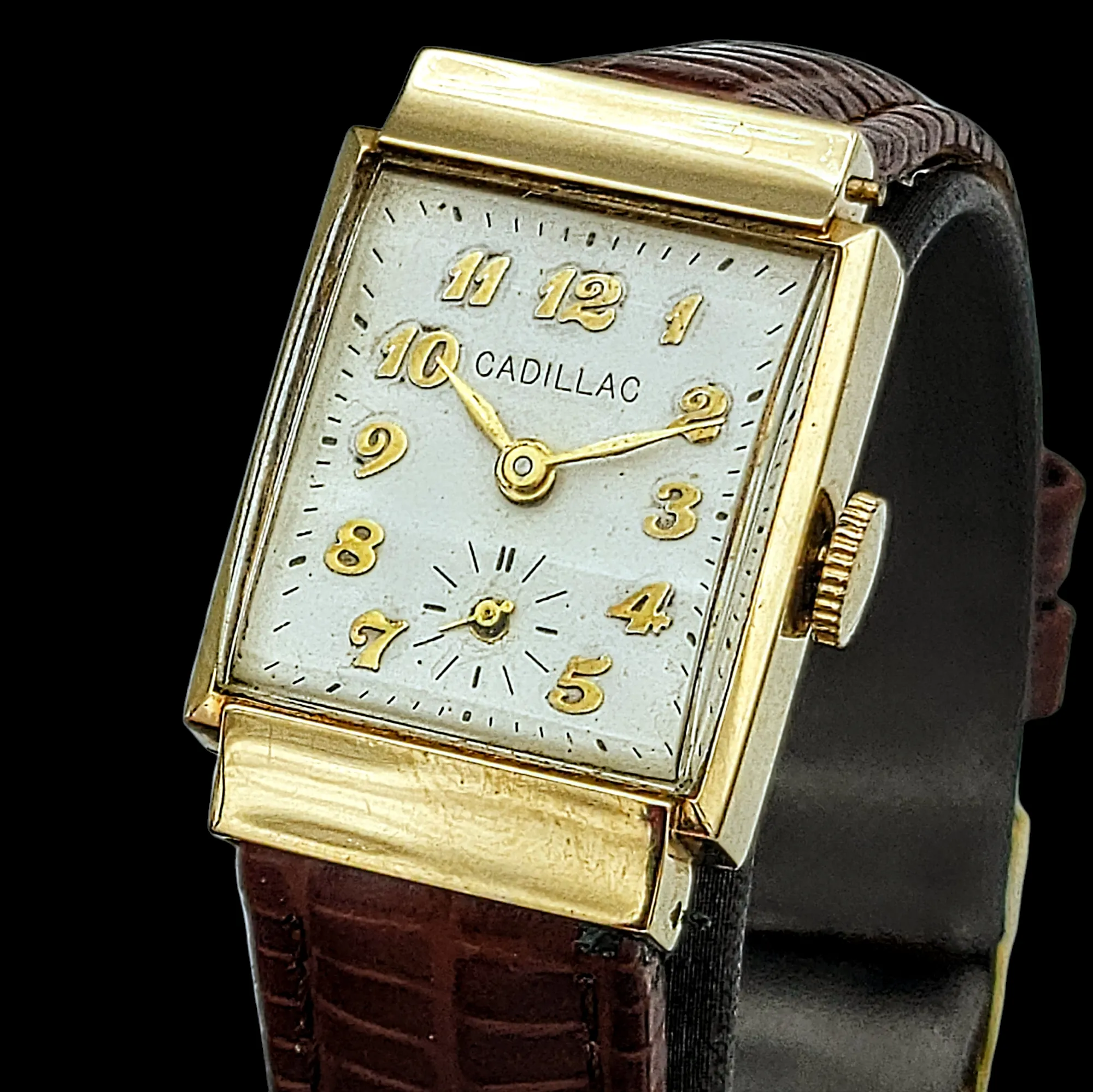 Cadillac 14K Solid Gold Watch 17 Jewels Alb Grossenbacher Movement