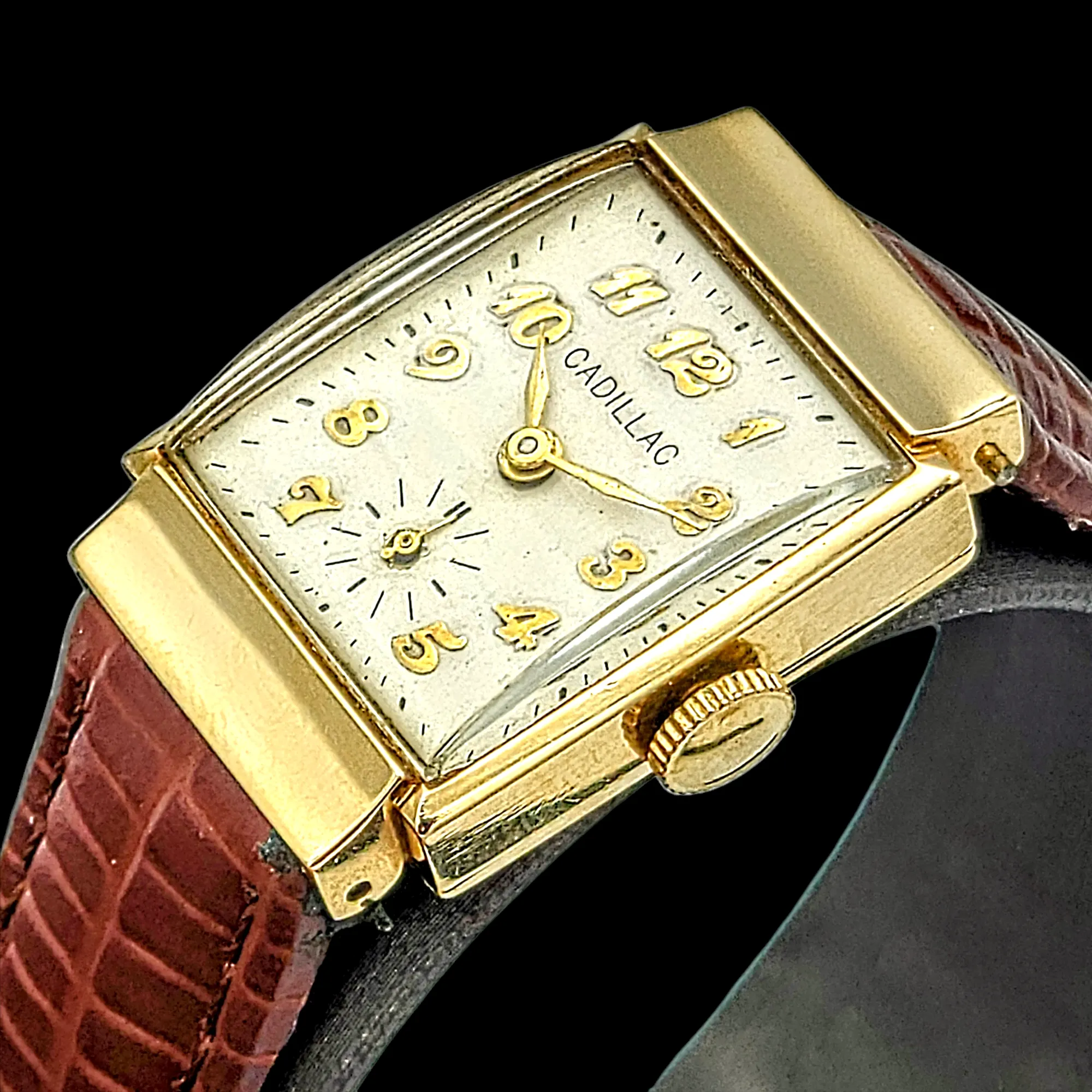 Cadillac 14K Solid Gold Watch 17 Jewels Alb Grossenbacher Movement