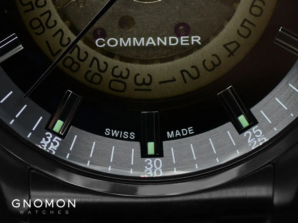 Commander Gradient Blackout Green Ref. M021.407.33.411.00