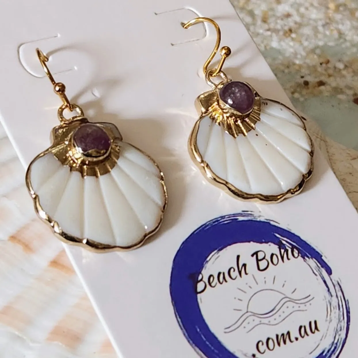 HAPPY AMETHYST - CARVED SHELL ELECTROPLATED HOOK EARRINGS