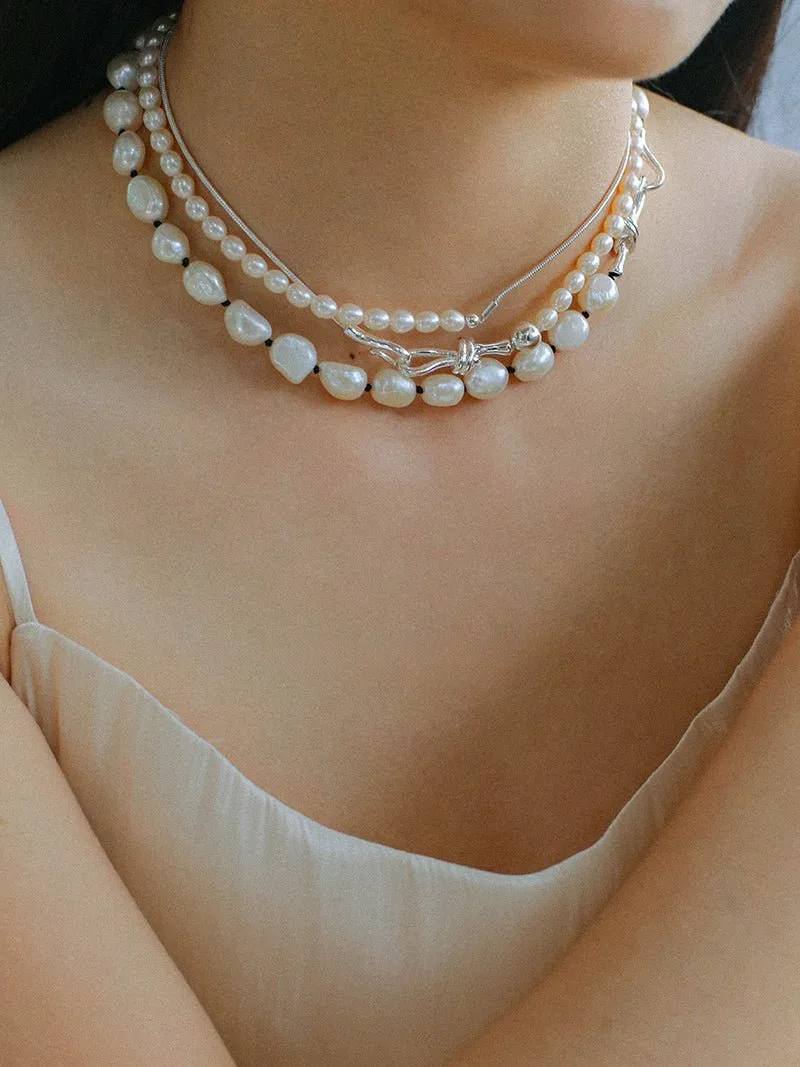 Knot Clasp Pearl Short Necklace