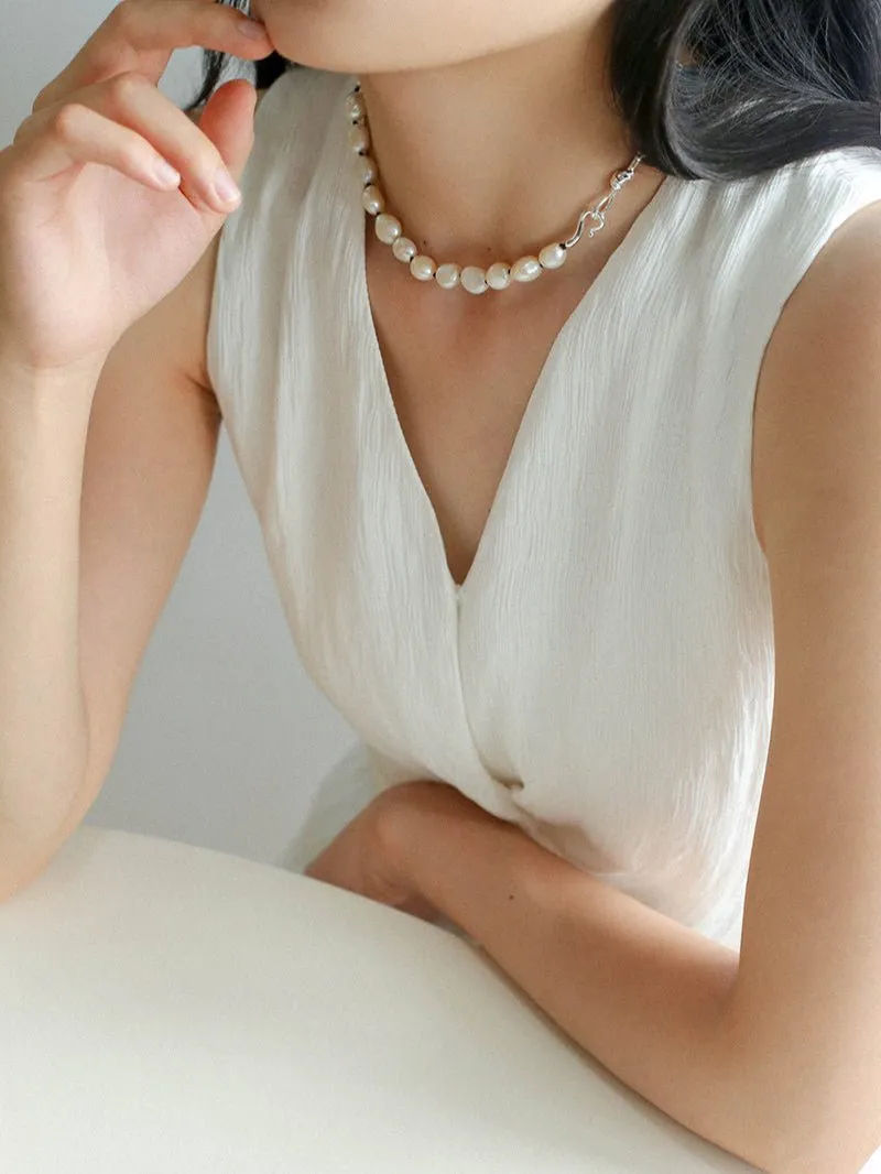 Knot Clasp Pearl Short Necklace