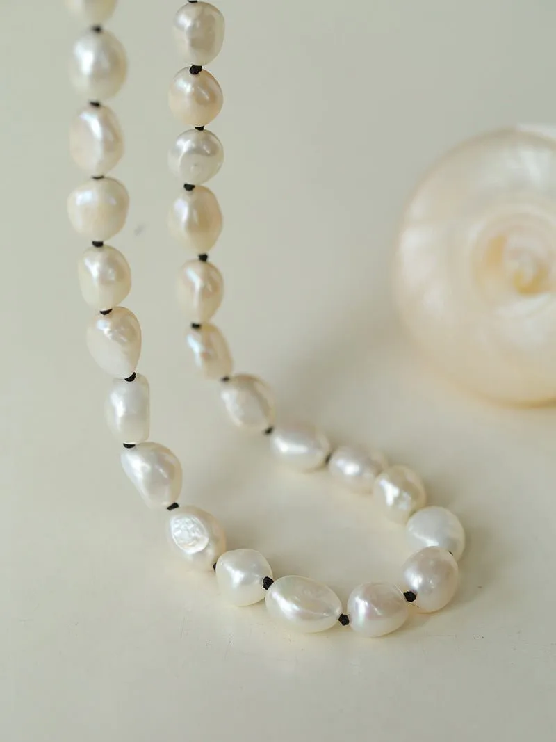 Knot Clasp Pearl Short Necklace