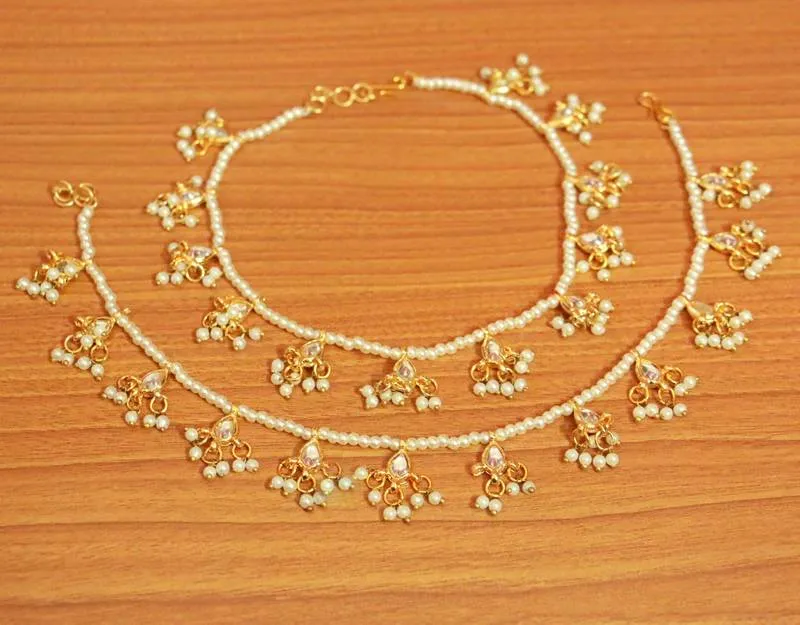 KUNDAN & PEARL GOLD PLATED ANKLETS