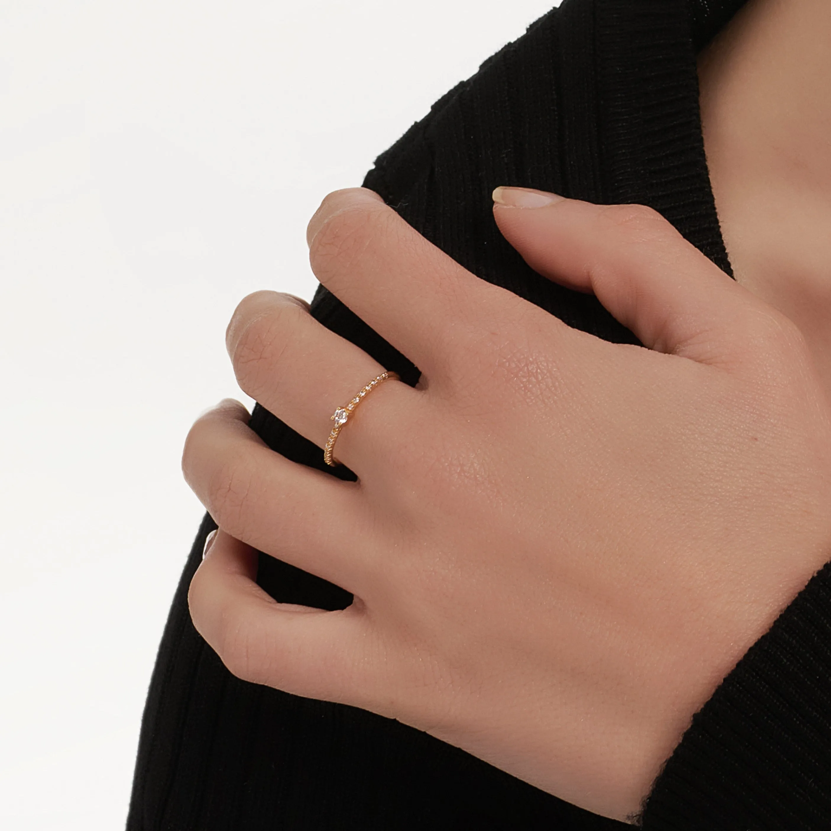 Mini solitaire pave ring