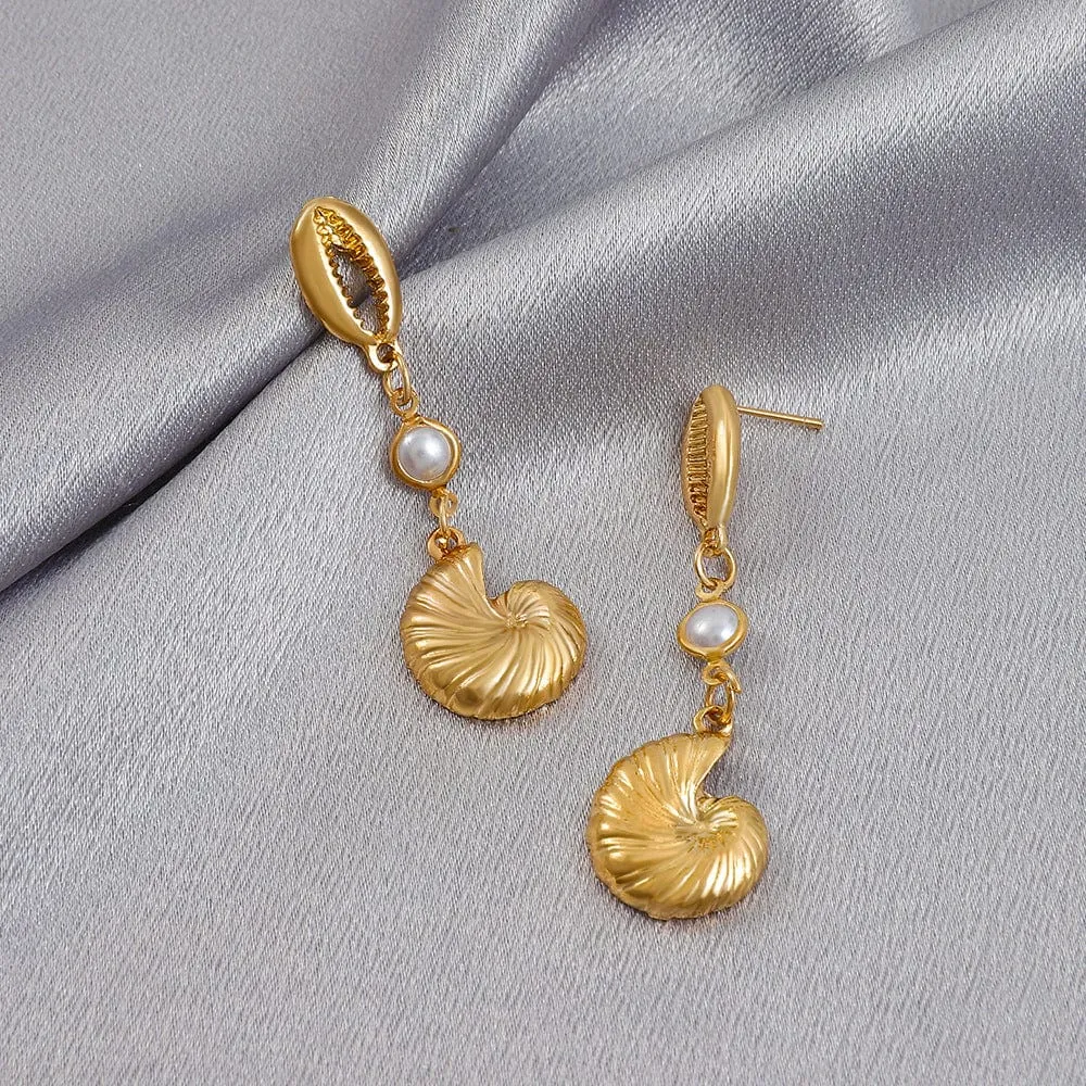 Pearl Charm Metallic Conch Shell Earrings