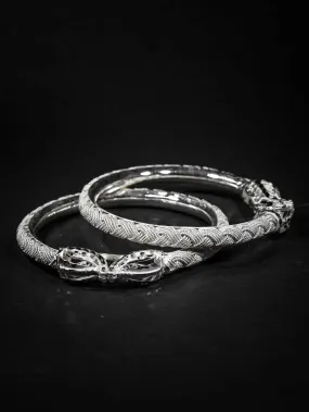 Plaited Kangans