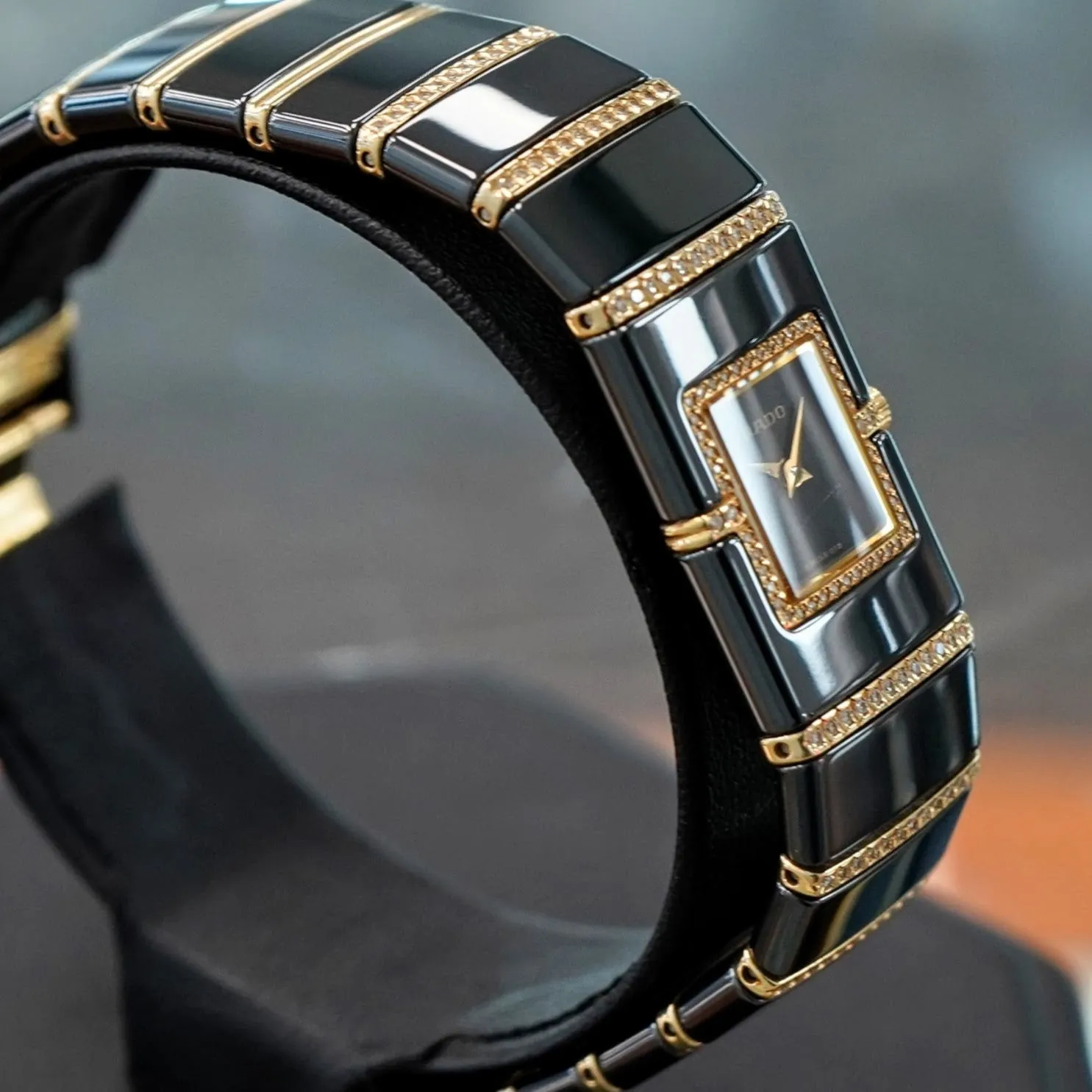 RADO Diastar Diaqueen Watch 18K Gold & Diamond Ceramic 963.0410.3 Wristwatch Swiss