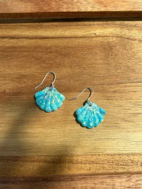 Shell earrings