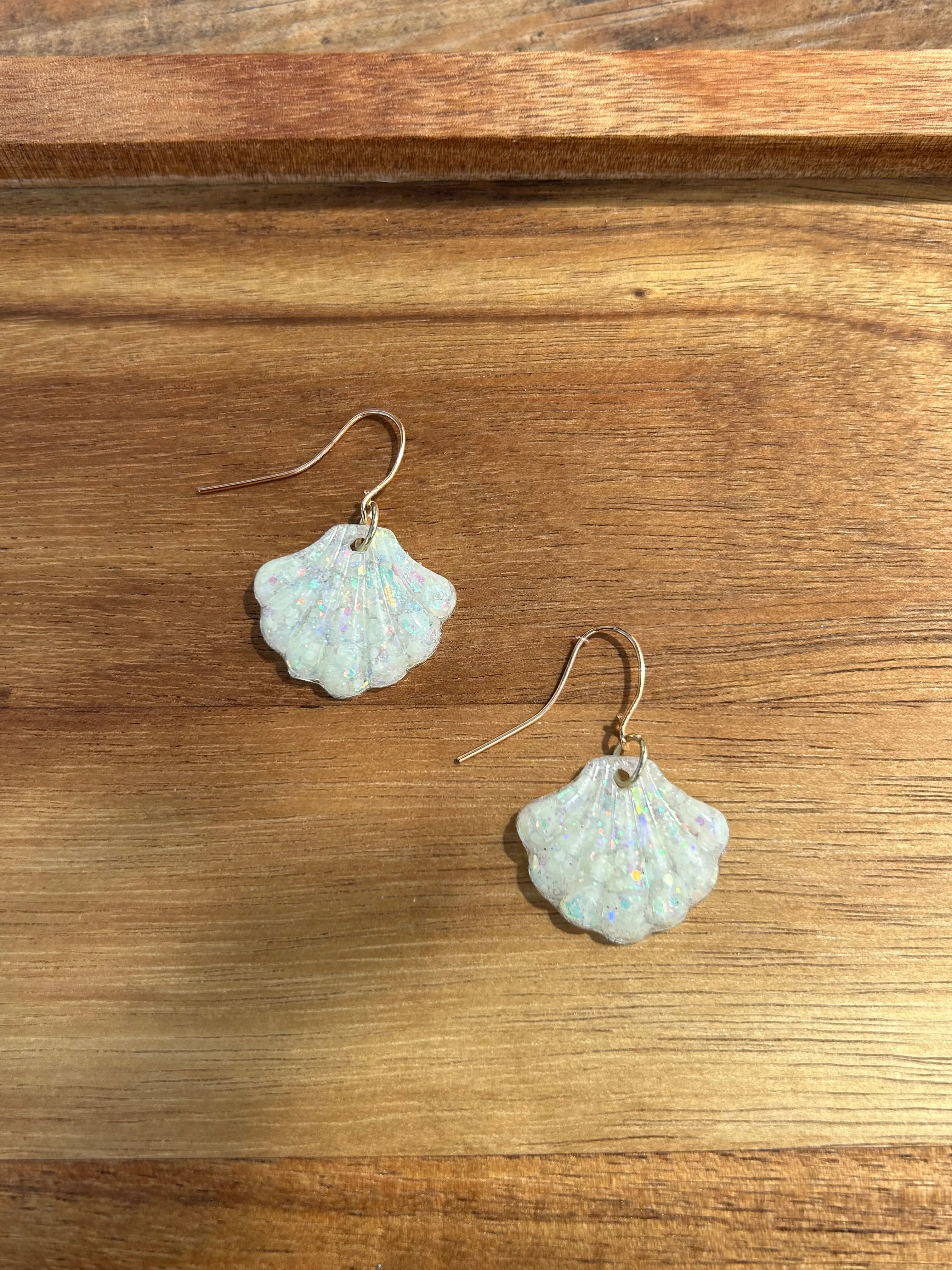 Shell earrings
