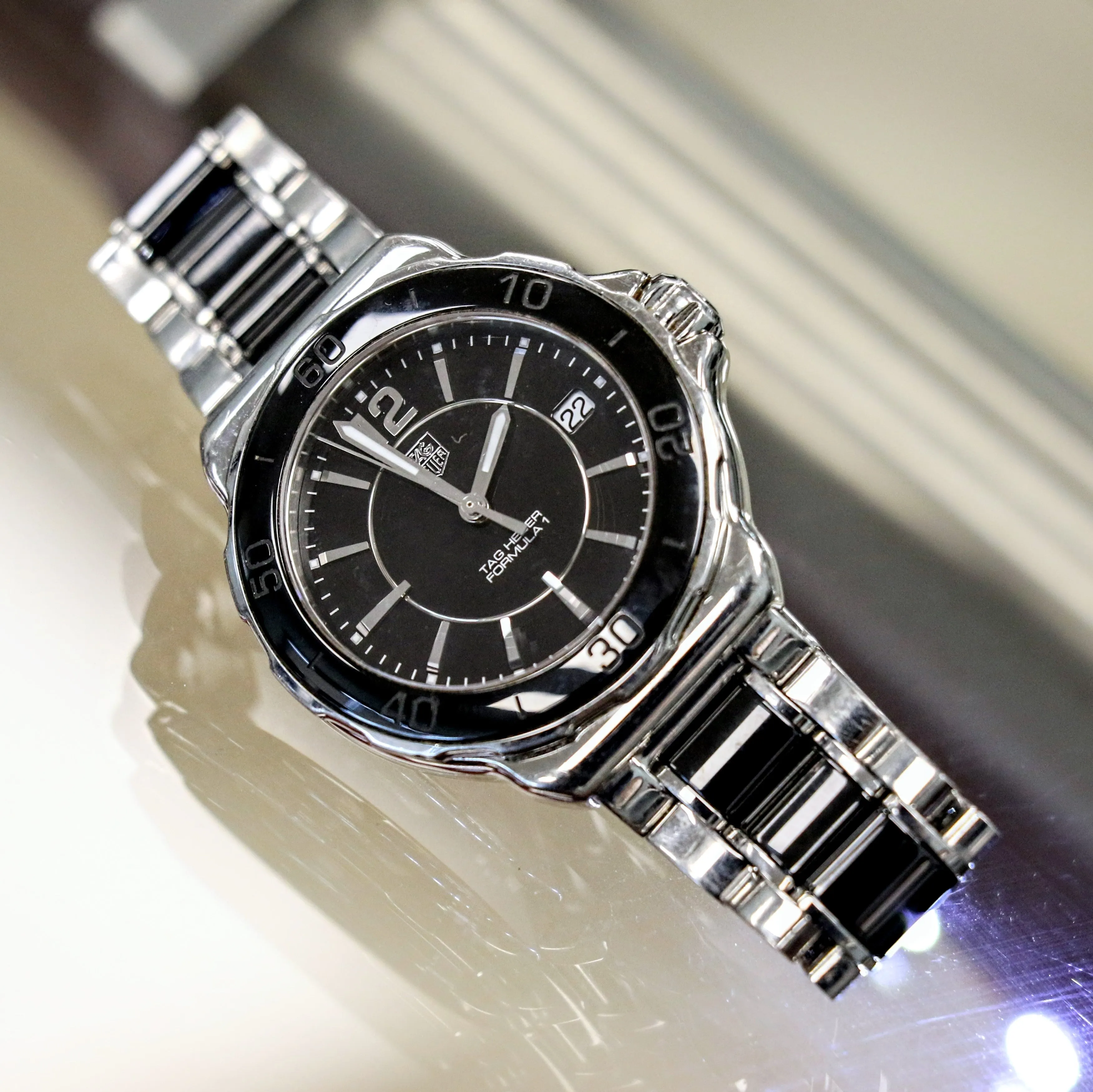 TAG HEUER Formula 1 Watch Date Indicator Ref. WAH1210 35mm Quartz Wristwatch Steel & Ceramic