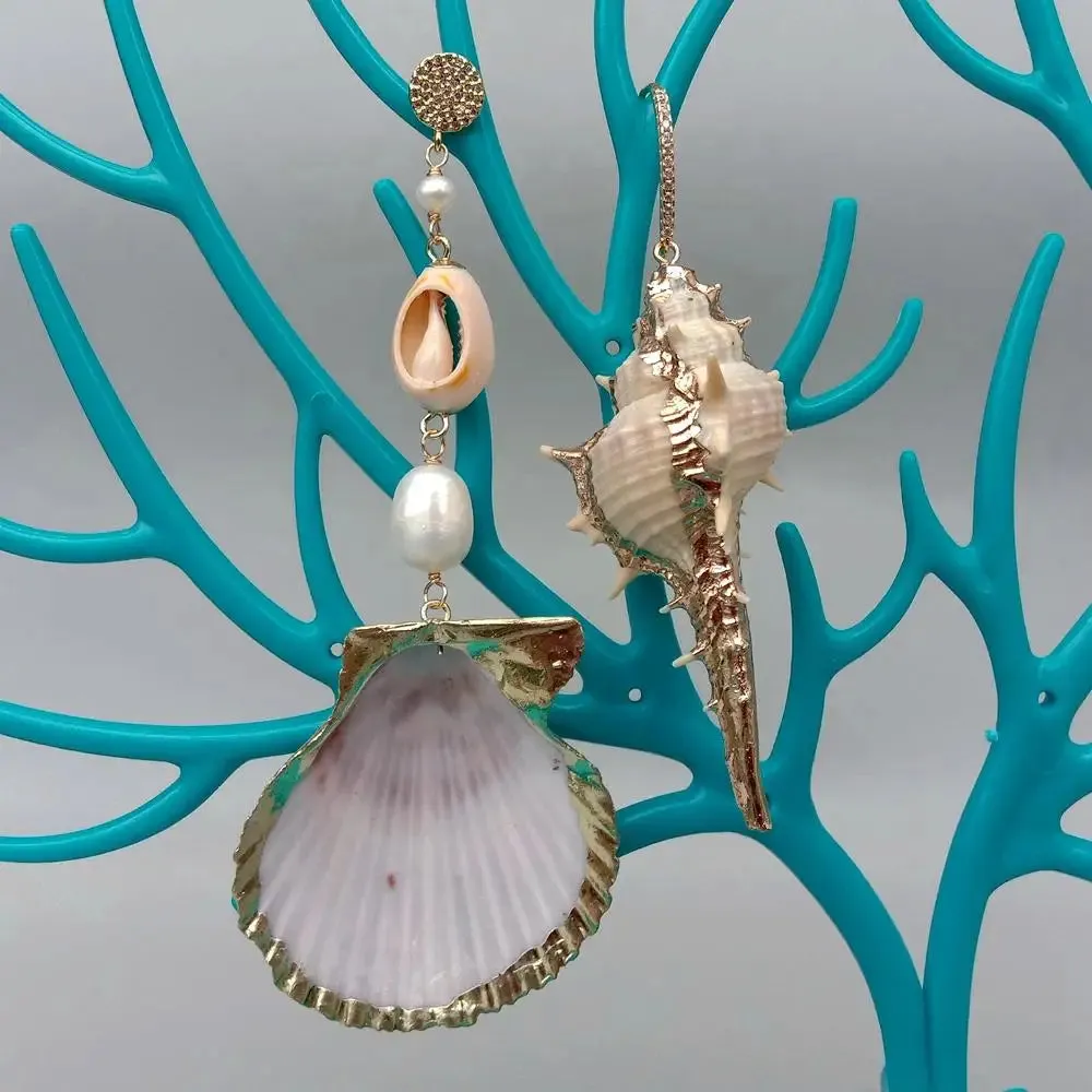 Y·YING Natural Sea Shell White Rice Pearl Asymmetric Dangle Earrings